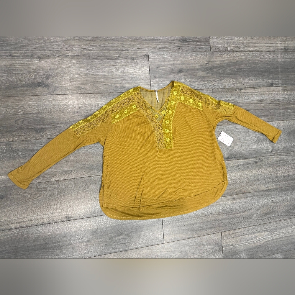 NWT - Free People Women's Mustard Yellow Blouse - Size Small - Picture 4 of 7